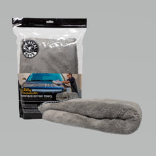 Load image into Gallery viewer, Chemical Guys Woolly Mammoth Microfiber Dryer Towel - 36in x 25in